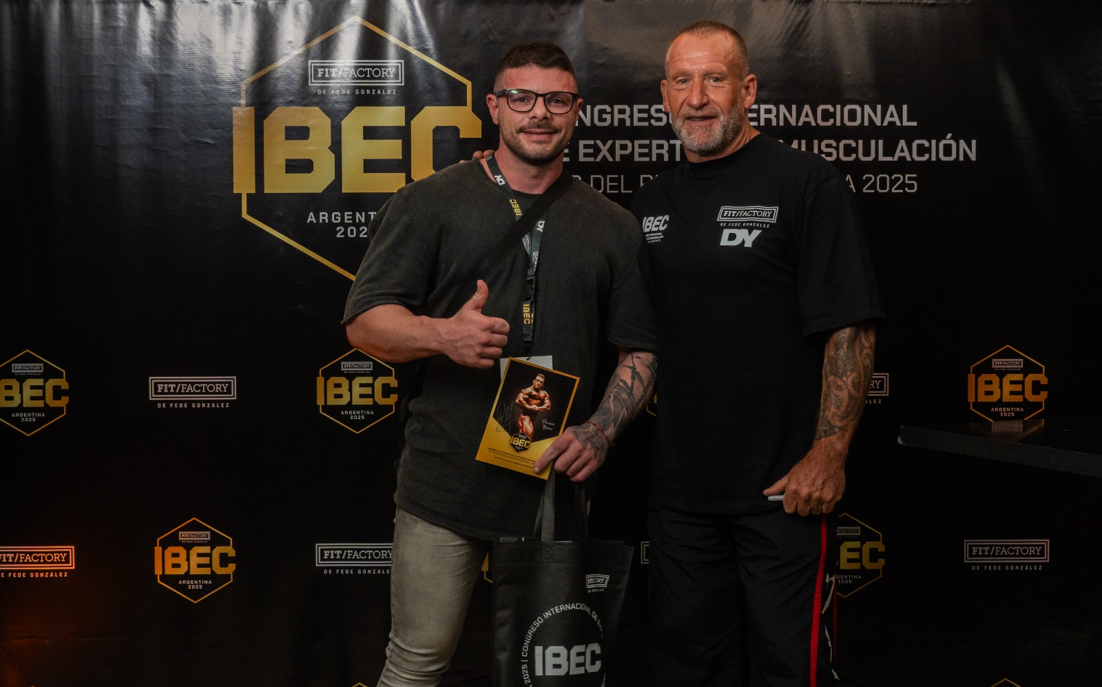 Junto a Dorian Yates - 6x Mr. Olympia. CONGRESO INTERNACIONAL DE EXPERTOS EN MUSCULACIÓN - 2025